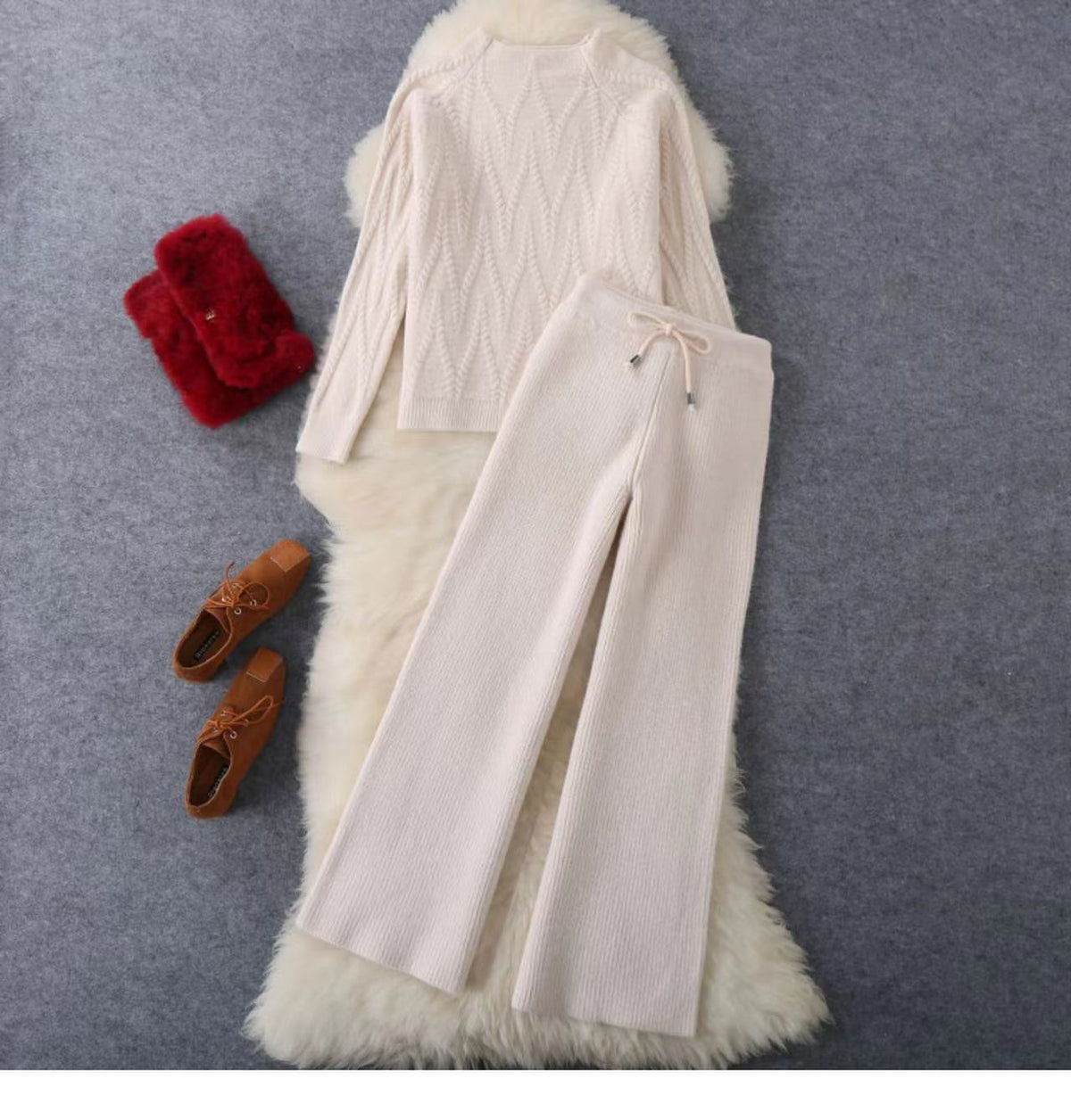 Women's set consisting of a knitted sweater and wide-leg trousers NOVAE