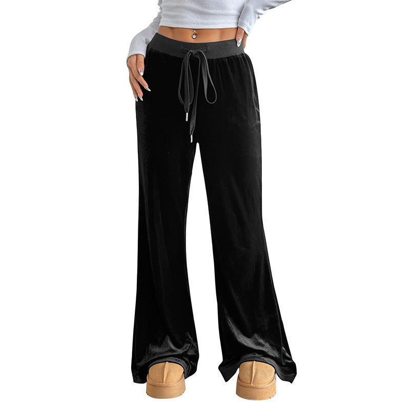 Women's comfortably cut lounge trousers in soft velvet NOVAE