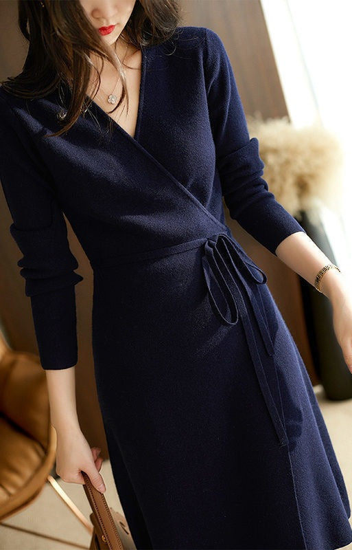 Women's wrap dress with long sleeves and elegant waist drawstring NOVAE