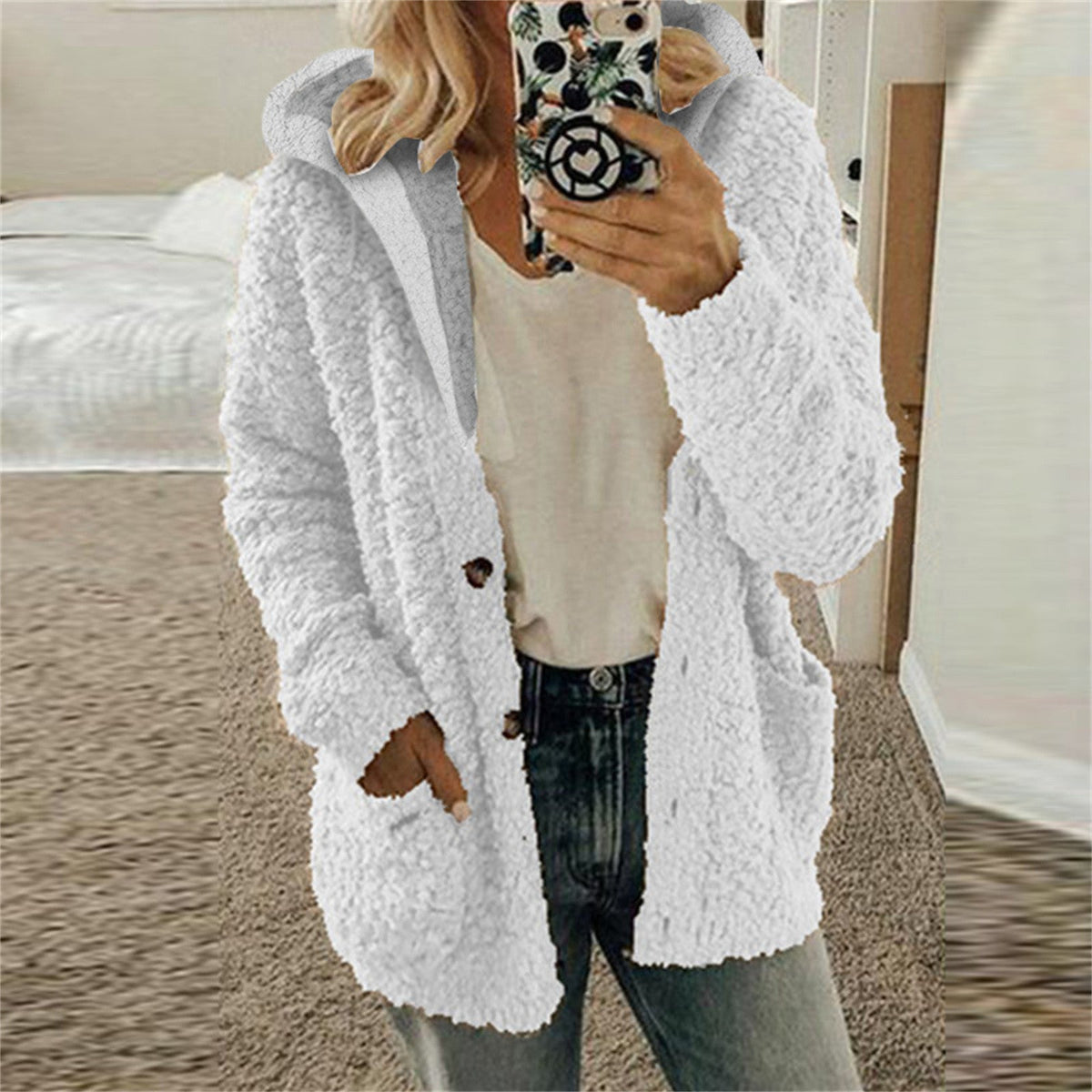 Women's cozy fleece jacket with hood and practical pockets NOVAE