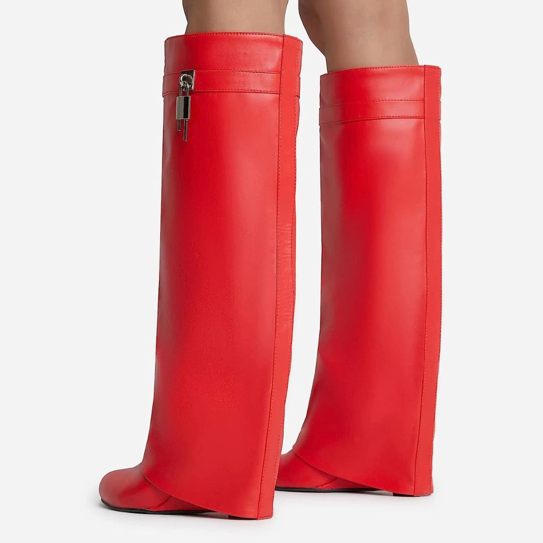 NOVAE | Leather shark boots
