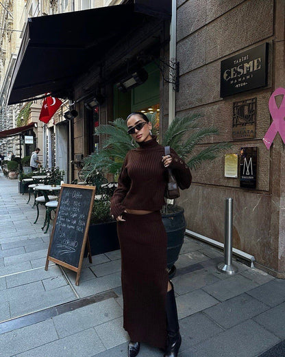 Women's knitted pleated skirt and sweater set NOVAE