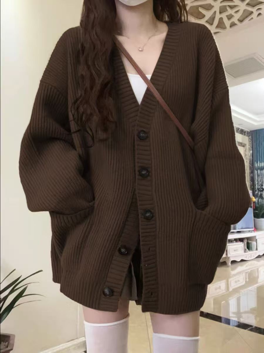 Women's chunky knit cardigan with large pockets and button details NOVAE