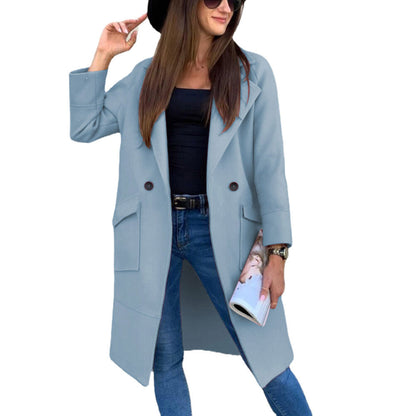Women's fashionable double-breasted coat with practical pockets and a casual cut NOVAE