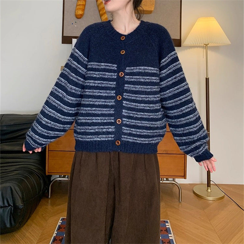 Women's chunky knit cardigan with modern stripes and button details NOVAE