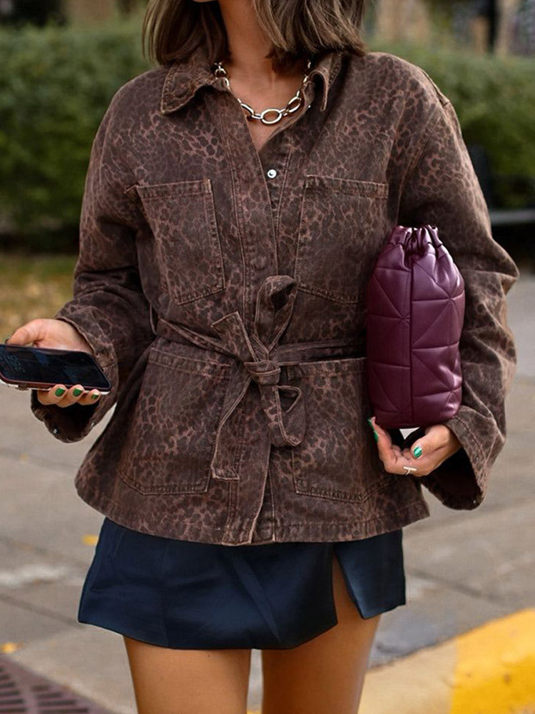 Women's fashionable denim jacket in leopard print design with belt NOVAE