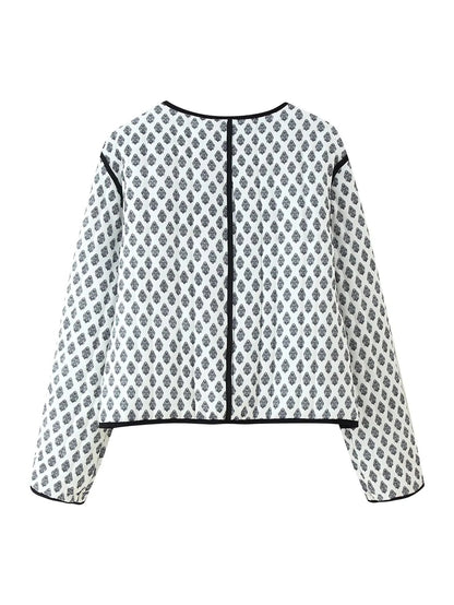 Women's fashionable short jacket with contrasting piping and practical pockets NOVAE
