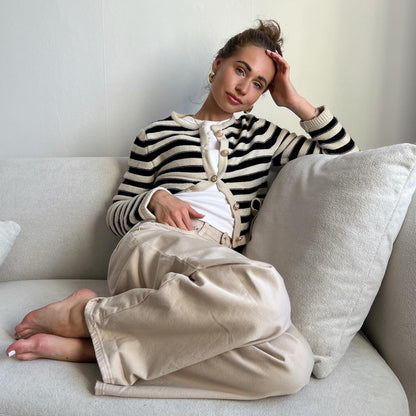 Women's striped cardigan with fashionable button details and a casual cut NOVAE