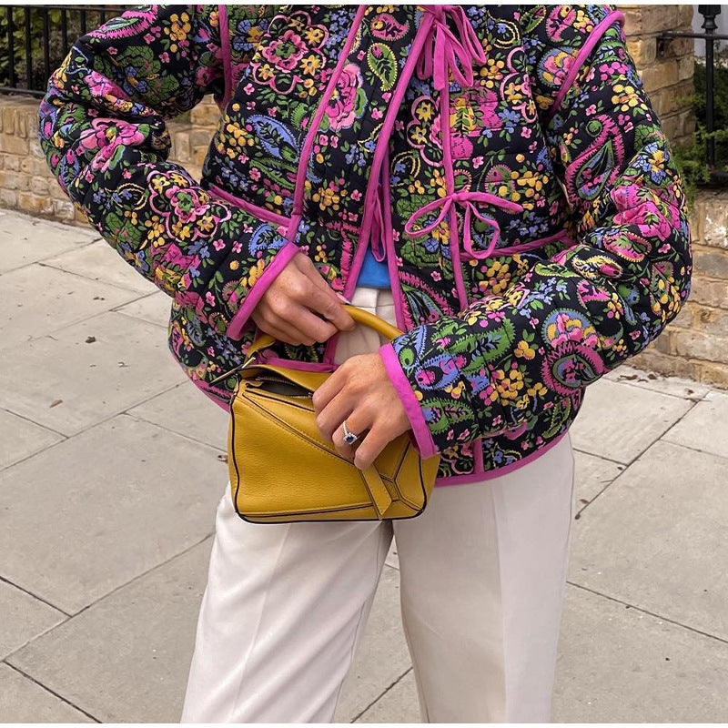 Women's fashionable quilted jacket with floral pattern and practical pockets NOVAE