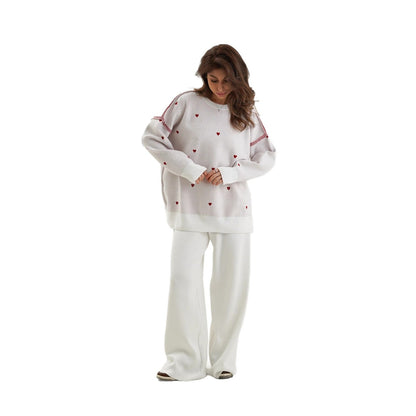 Women's sweater with heart embroidery and a relaxed fit NOVAE