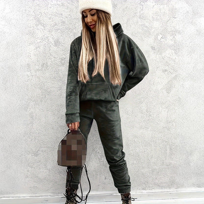 Women's sporty lounge set with hoodie and trousers NOVAE