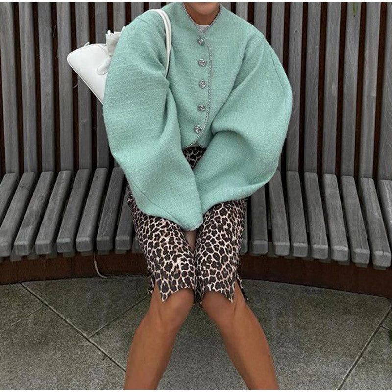 Women's cropped jacket with voluminous sleeves and decorative buttons NOVAE