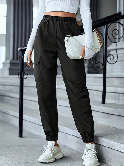 Women's cargo trousers in a sporty design with elasticated waistband and practical pockets NOVAE