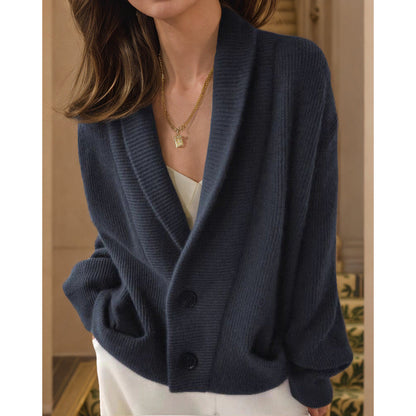 Women's cardigan with elegant button details and a casual cut NOVAE