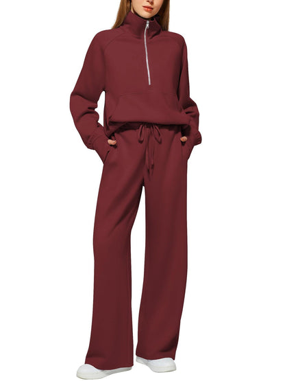 Women's sporty two-piece ensemble with high-necked top and wide-legged trousers NOVAE