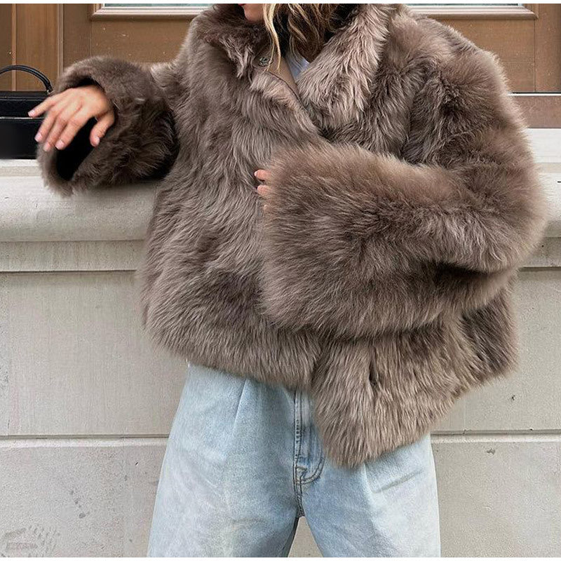 Women's Cozy Faux Fur Jacket in a Modern Cut NOVAE