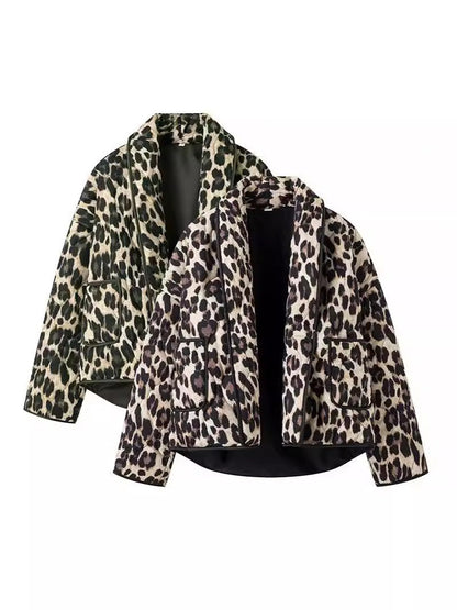 Women's fashionable leopard print jacket in a casual cut with practical pockets NOVAE