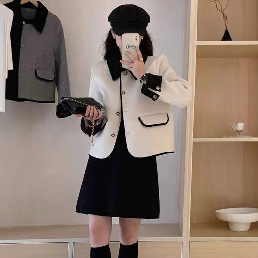 Women's elegant short jacket with contrasting details NOVAE