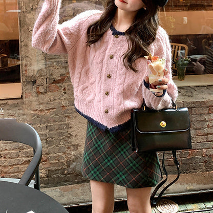 Women's chunky knit cardigan with unique cable pattern and elegant buttons NOVAE