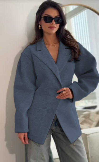 Women's oversized blazer jacket with an elegant cut and voluminous sleeves NOVAE