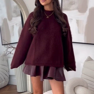 Women's Oversized Cozy Sweater with a Relaxed Fit NOVAE