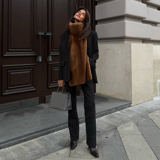 Women's faux fur scarf with practical wrap design NOVAE