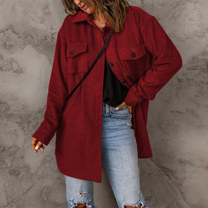 Women's versatile oversized shirt jacket with patch pockets and button closure NOVAE