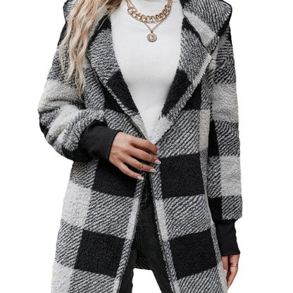 Women's cozy plaid jacket with soft material and relaxed fit NOVAE
