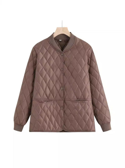 Women's quilted transitional jacket with practical pockets and a modern cut NOVAE