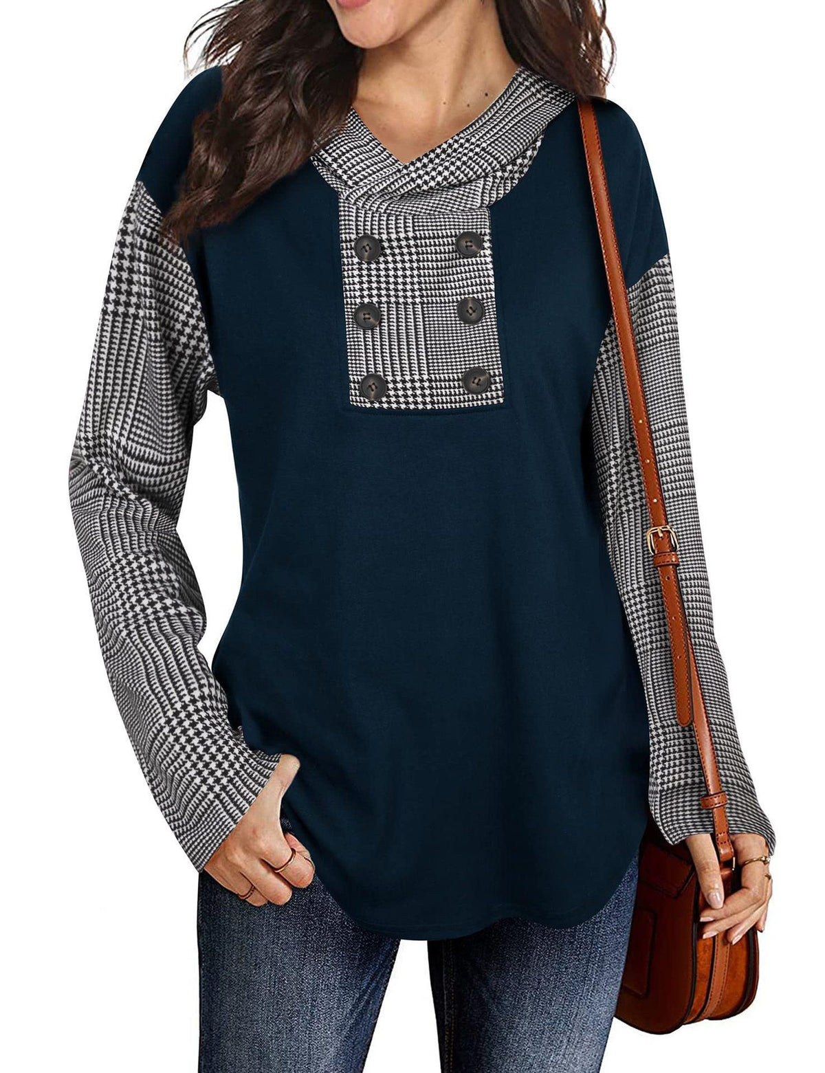Women's fashionable sweatshirt with check pattern and button placket NOVAE