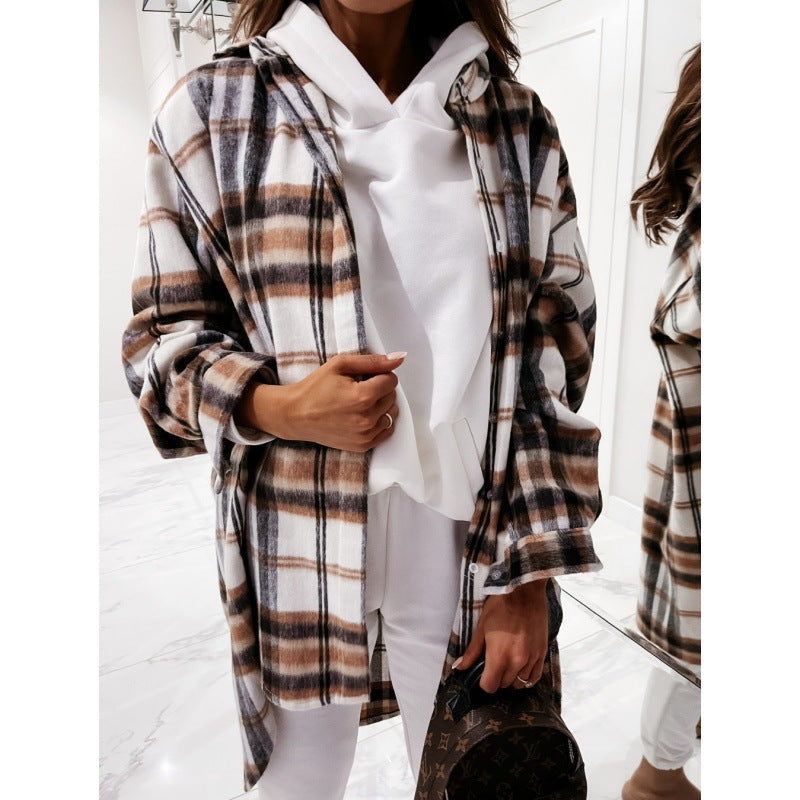 Women's oversized plaid jacket with a soft fleece feel and relaxed fit NOVAE