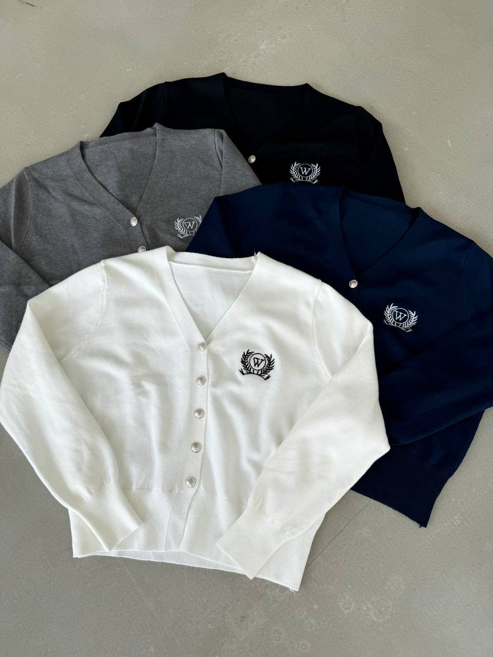 Women's elegant cardigan with button details and V-neck NOVAE