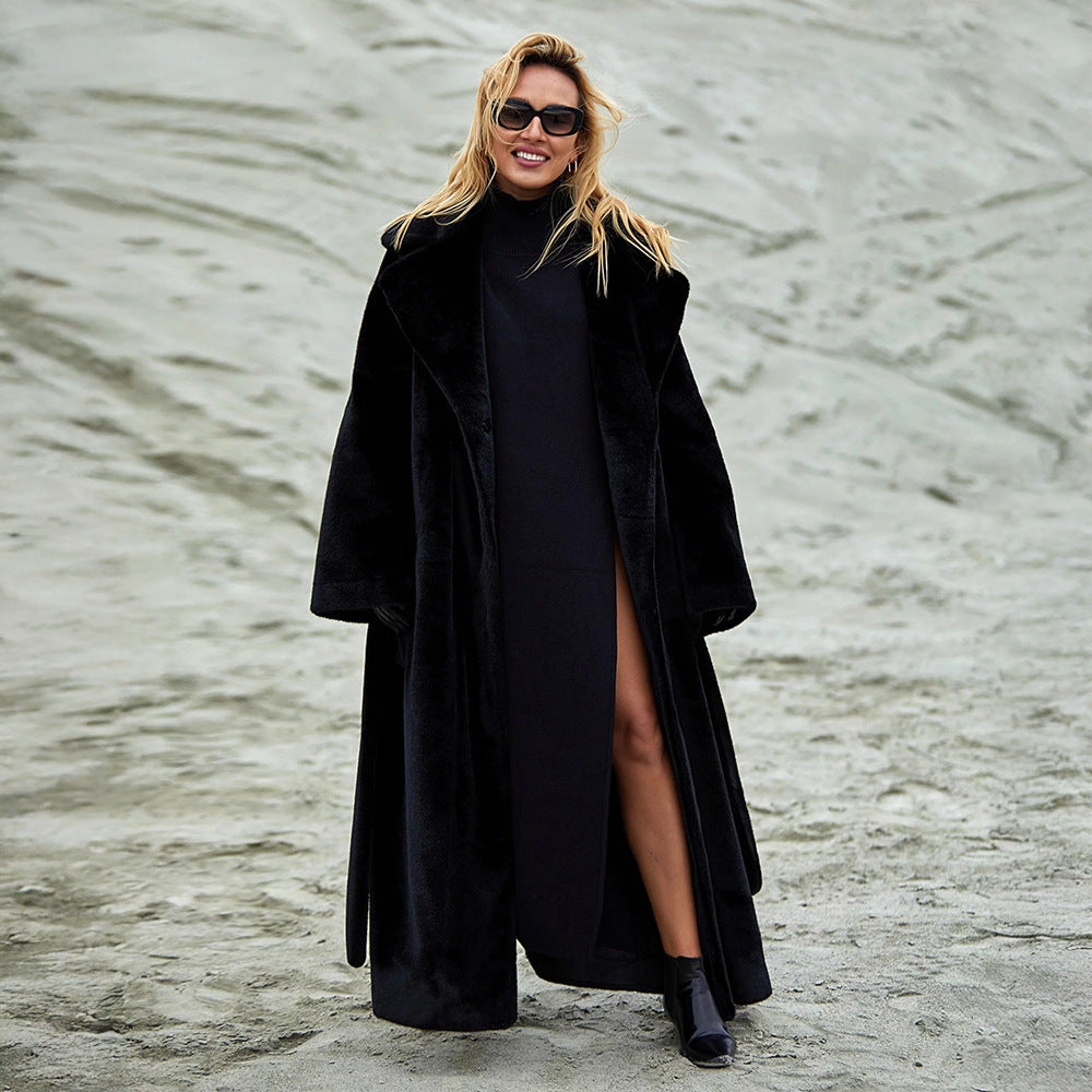 Women's Elegant Lined Winter Coat with Wide Lapels NOVAE