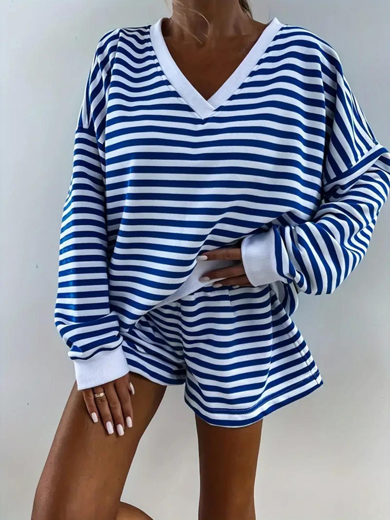 Women's sporty striped top with short shorts NOVAE