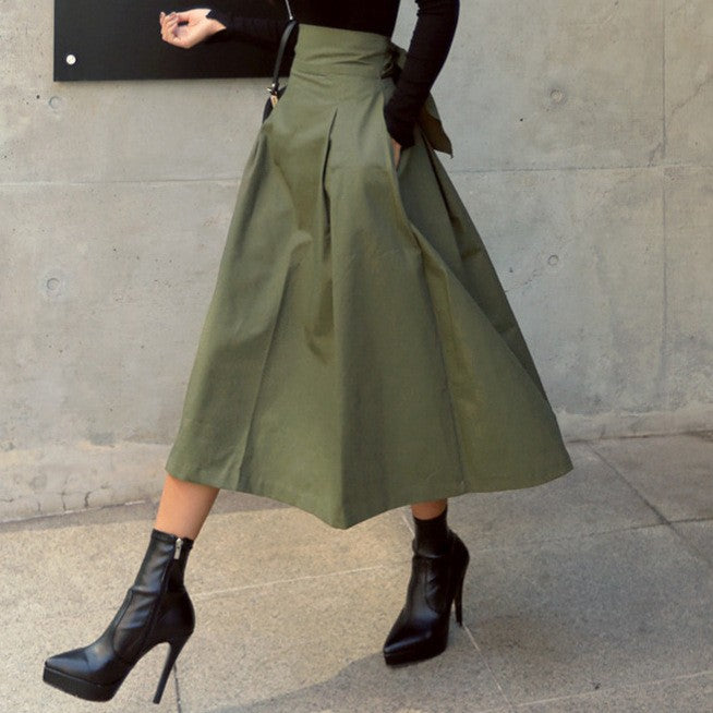 Women's A-line skirt with high waist and pleats NOVAE