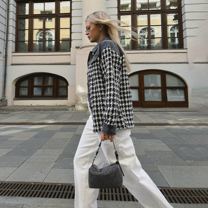 Women's elegant checked jacket with a wide cut and high-quality details NOVAE