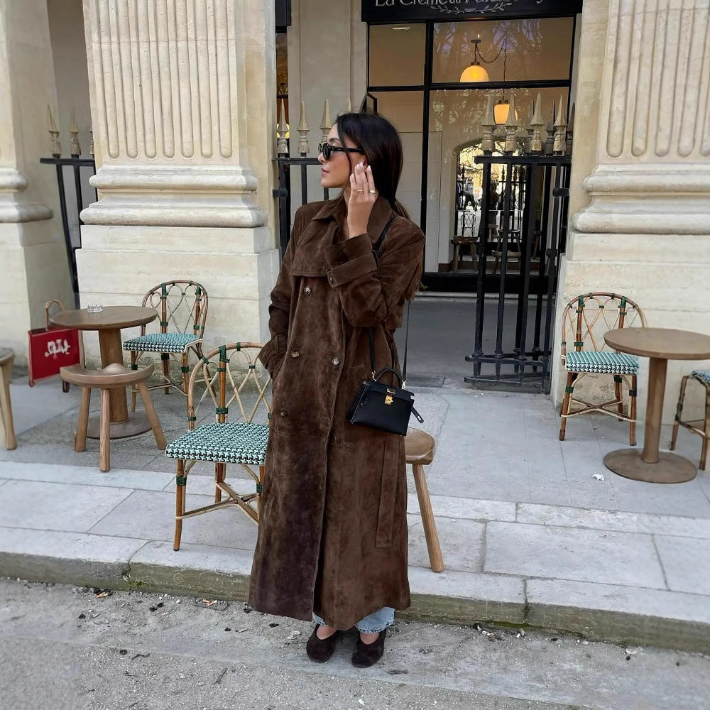 Women's elegant trench coat with lined collar and practical pockets NOVAE