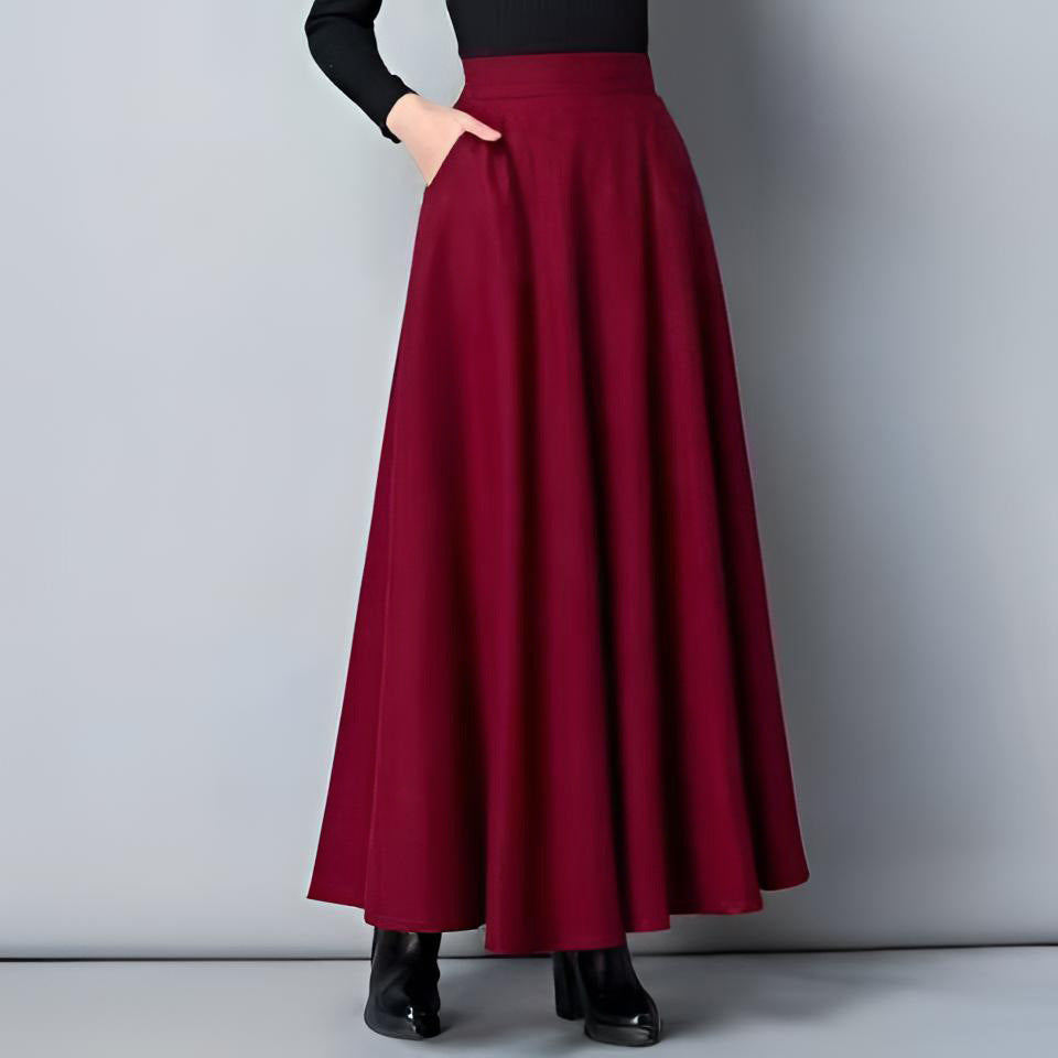 Women's Elegant Maxi Skirt with Swinging Hem and Practical Pockets NOVAE