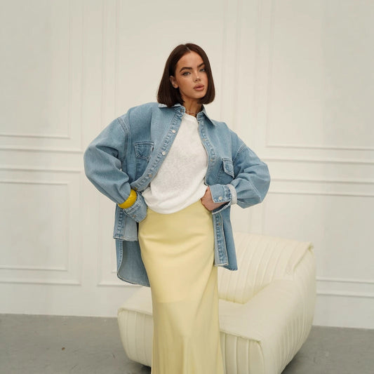 Women's denim jacket with a relaxed fit and comfortable details NOVAE