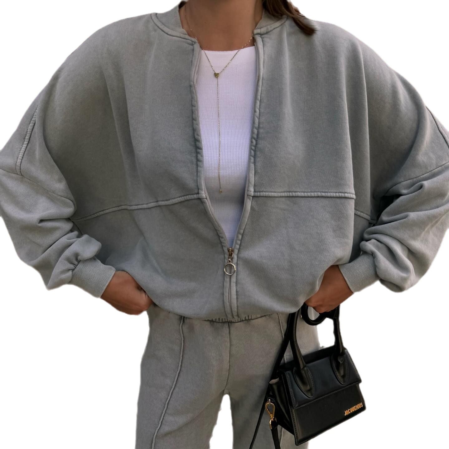 Women's casual two-piece suit with sweatshirt-like top and wide-legged trousers NOVAE