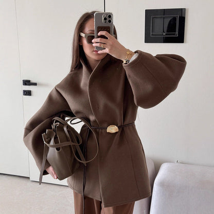 Women's elegant and comfortable short jacket NOVAE