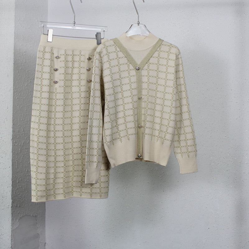 Women's knit ensemble with decorative buttons and elegant V-neck NOVAE