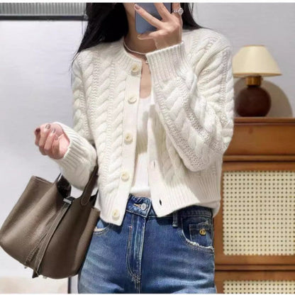 Women's chunky knit cardigan with decorative buttons and special cable pattern NOVAE