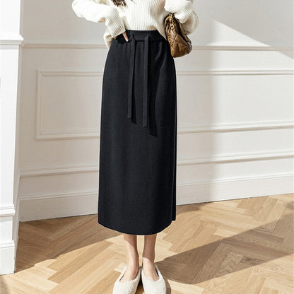 Women's midi skirt with waist lacing and ribbed design NOVAE