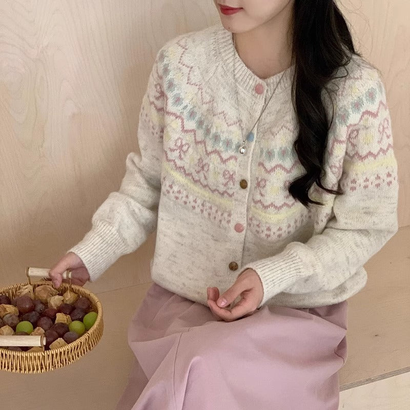 Women's cardigan with festive pattern and fashionable buttons NOVAE