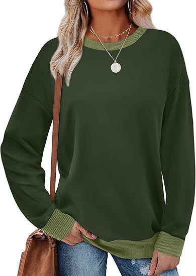 Women's comfortable sweatshirt with raglan sleeves and decorative collar NOVAE