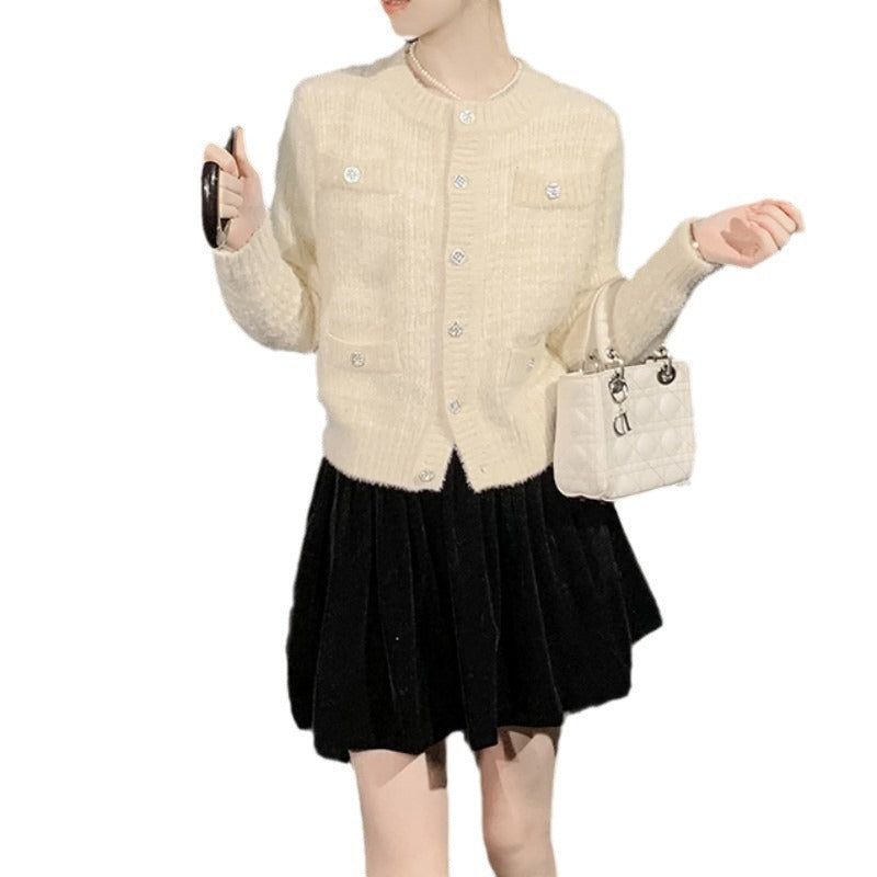 Women's cardigan with pockets and decorative buttons NOVAE