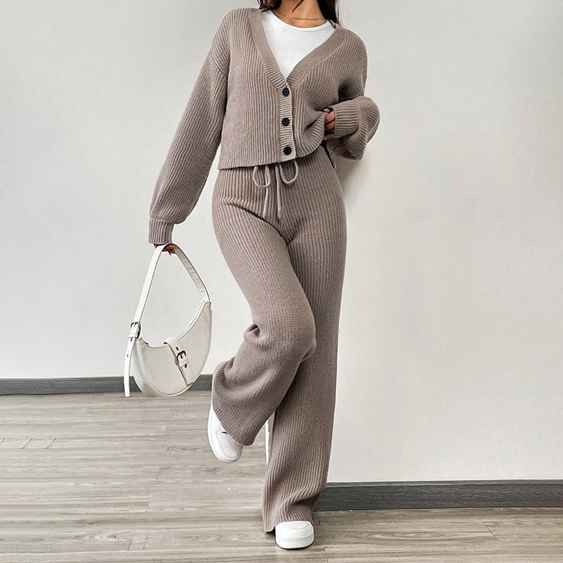 Women's soft knit set with casual trousers and crop cardigan NOVAE