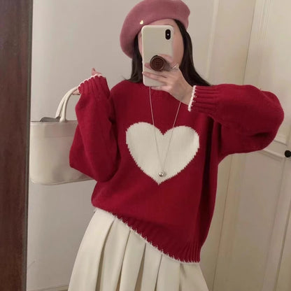 Women's trendy sweater with heart motif and relaxed fit NOVAE