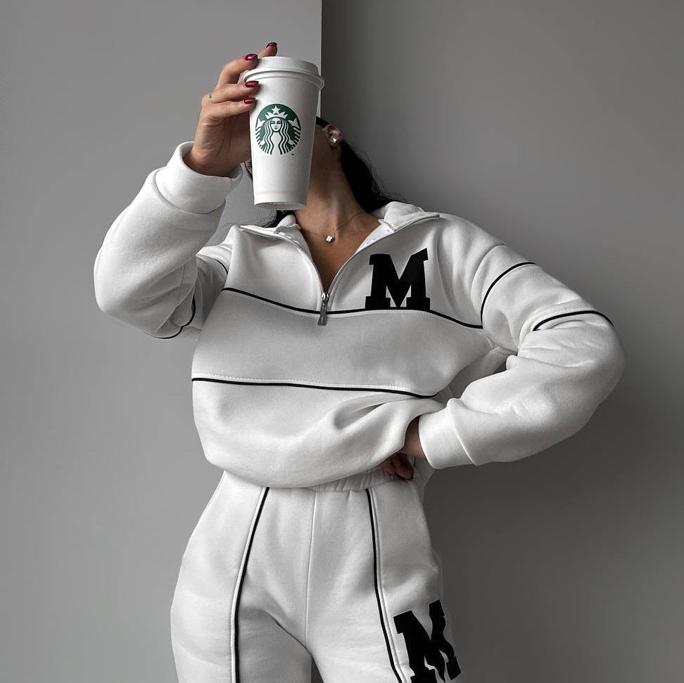 Women's casual tracksuit with modern vertical stripes NOVAE